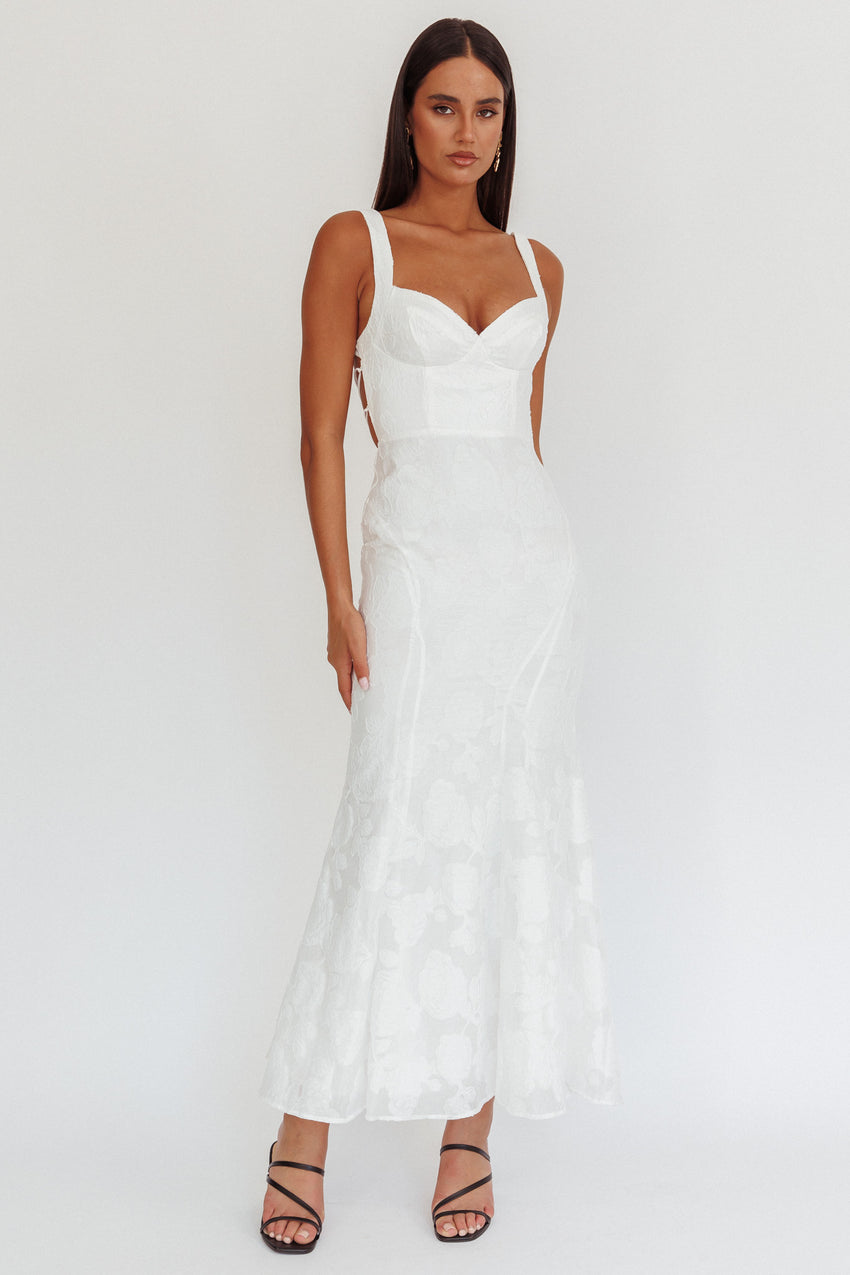 Autumn Moon Strappy Back Maxi Dress Textured White – Sassysky